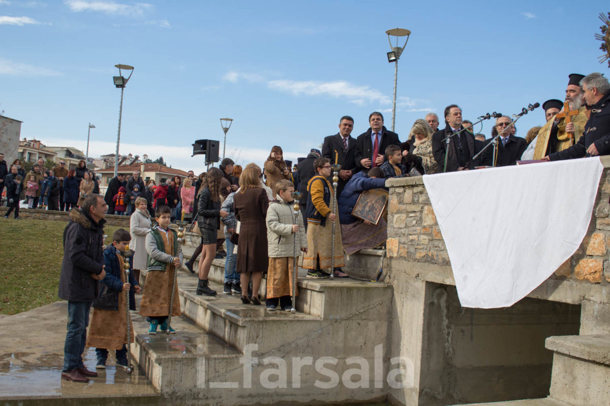 ΘΕΟΦΑΝΕΙΑ 17-4385