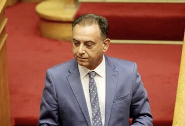 Κέλλας: «Προτού το κουδούνι χτυπήσει στις 9:00…»
