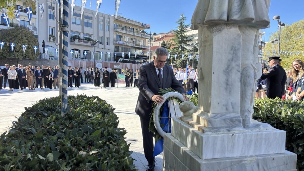 Εσκίογλου για 28η Οκτωβρίου: Ενωμένοι να χτίσουμε ένα μέλλον αντάξιο των θυσιών των προγόνων μας