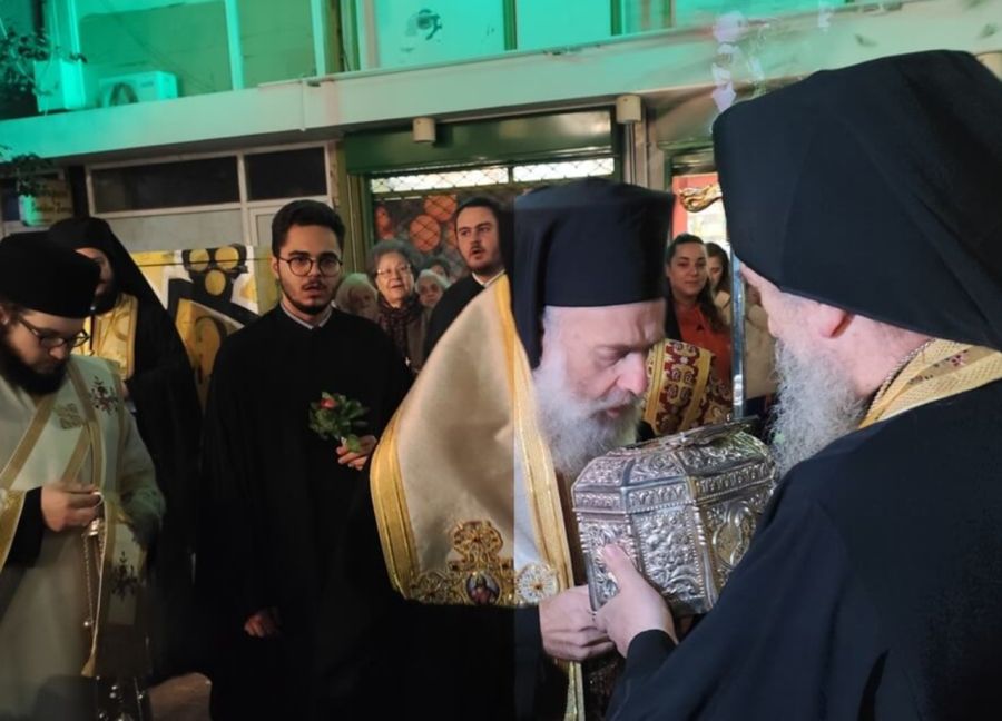 Ιερά Μητρόπολη: Η Τίμια Κάρα του Αγίου Παντελεήμονος στην Ιερά Μητρόπολη Θεσσαλιώτιδος