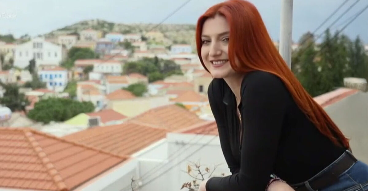 Η Λαρισαία εκπαιδευτικός Ελπινίκη Τσομάκα στο νησί της Χάλκης